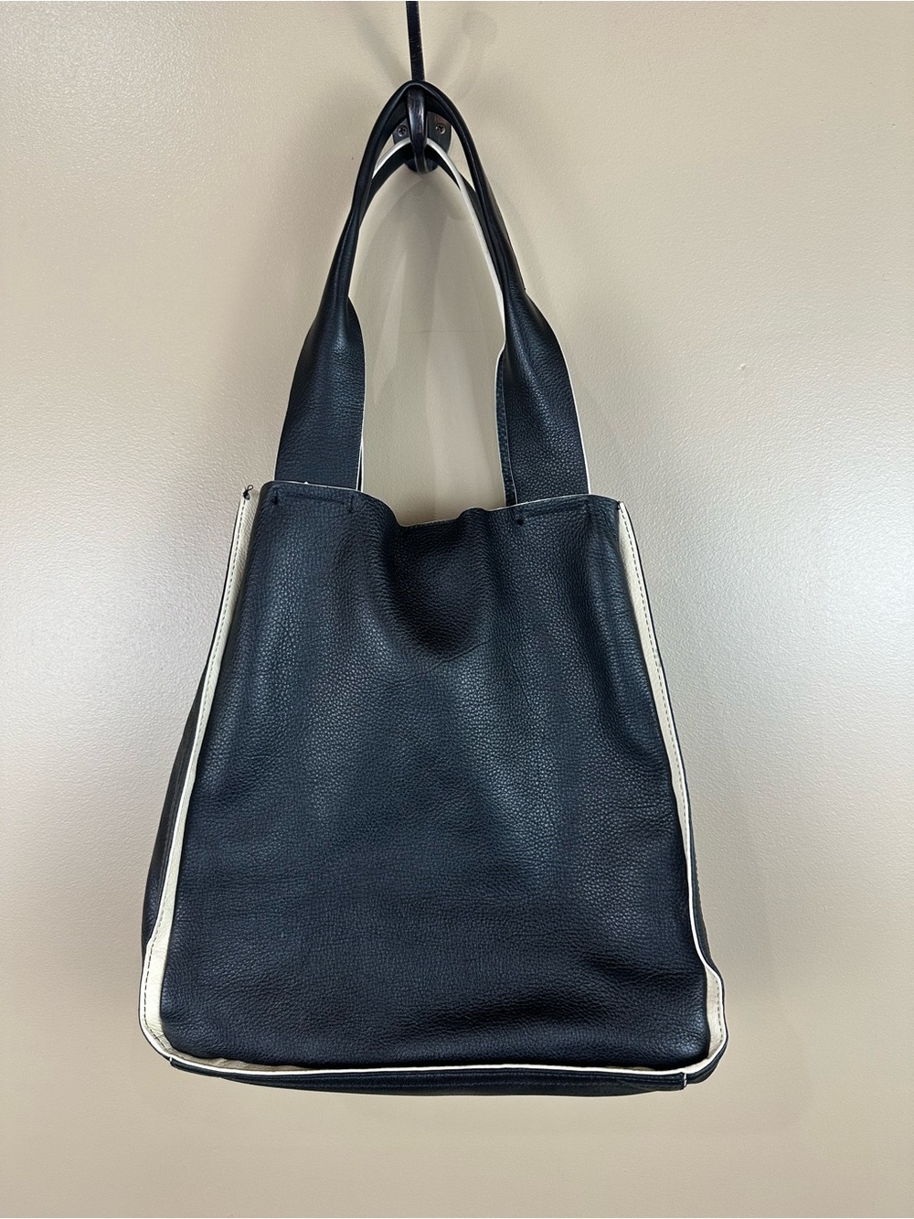 GAP Large Origami Tote Genuine Cow Leather Black Ivory Piped Shoulder Bag